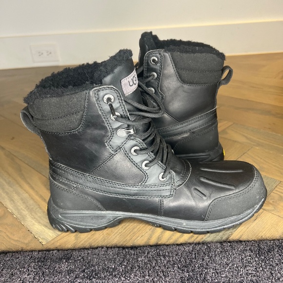 UGG AUSTRALIA BUTTE  BLACK LACE UP SNOW BOOTS MENS 8 main image 10